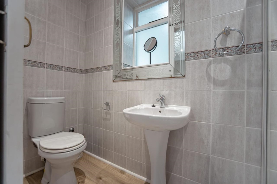 To Let 0 Bedroom Property for Rent in Bakoven Western Cape